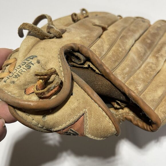 Vintage MacGregor Baseball Glove Right Handed Thrower - Picture 6 of 7